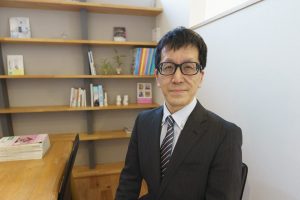 "五十嵐 健一" class="ofi"