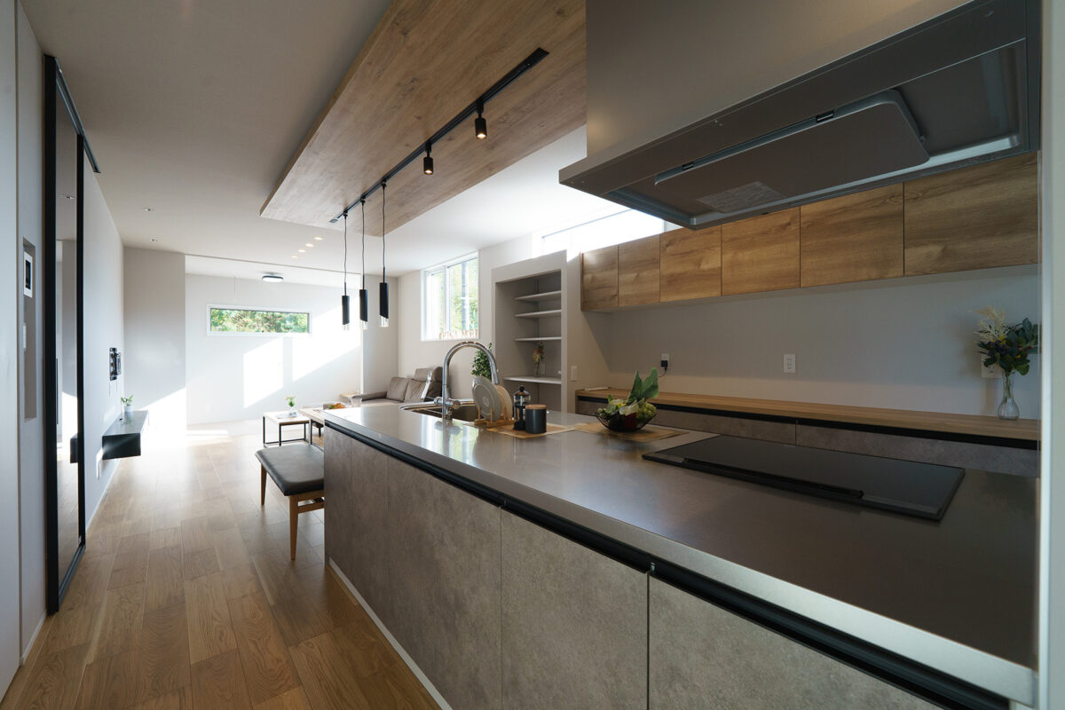 "デザインも性能もずーっと満たされる暮らし。" class="ofi"