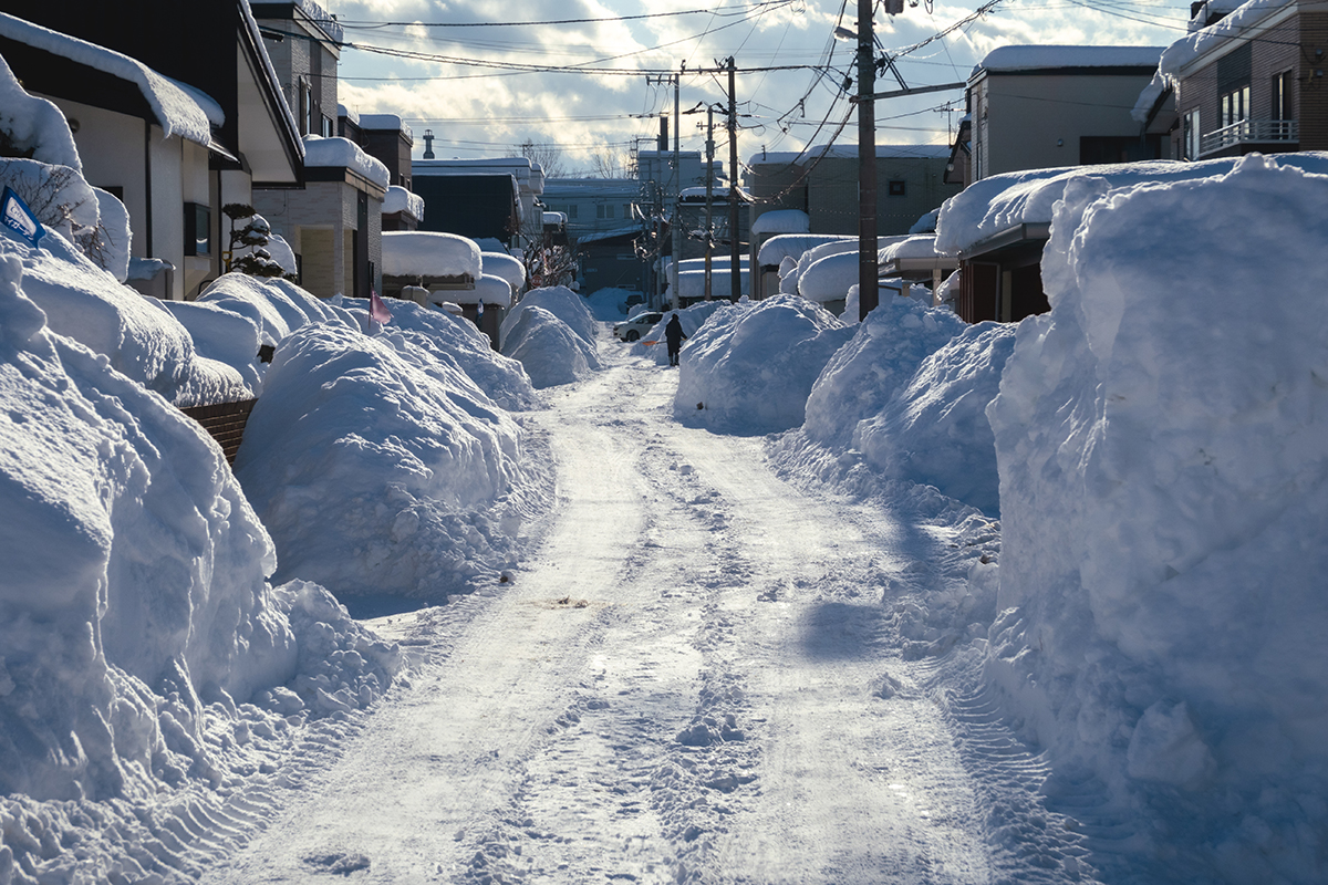 大雪時の安全対策について｜カーポートの積雪に注意してください。